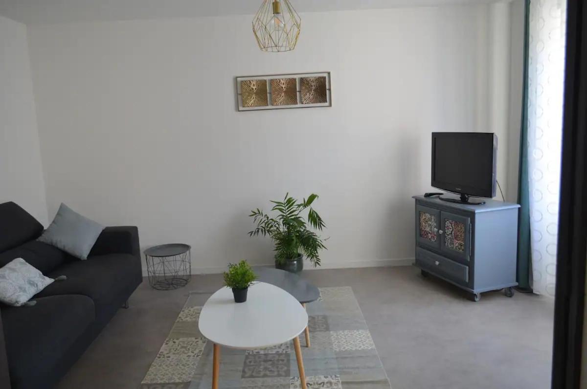 Agreable Maison Petit Jardin A 7 Minutes De Reims Pargny-les-Reims Extérieur photo